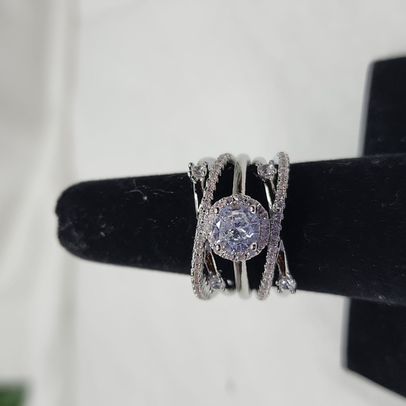 INFINITY DIAMOND RING🎄 - Picture 1 of 11